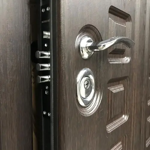 Вскрытие бронированных дверей